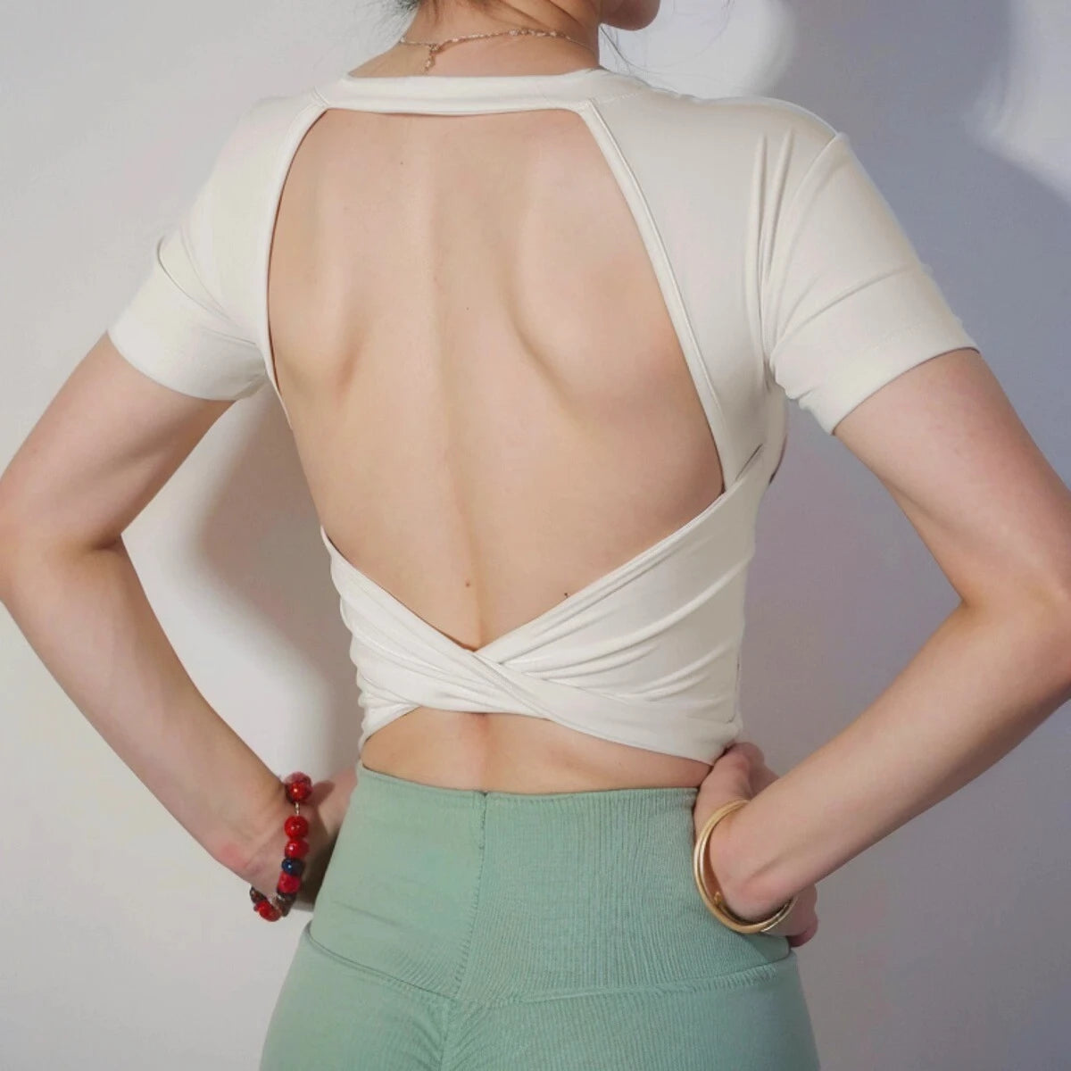 New yoga short sleeve with chest pad sexy back fitness wear yoga top women wear waist slimming sports T-shirt